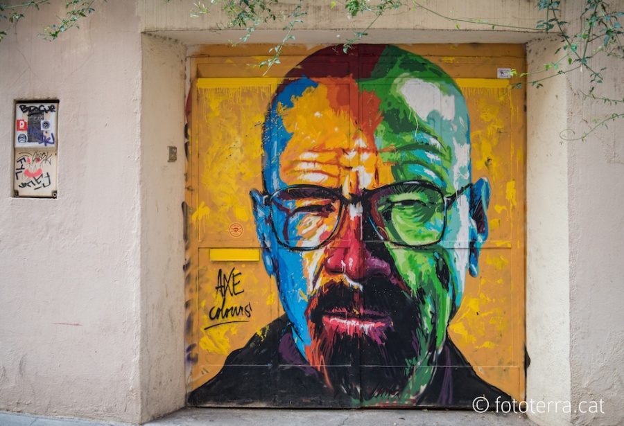 212805-walter-white-from-breaking-bad-street-art-mural-by-axe-colours-in-barcelona-spain-900-09a39f380a-1476711721